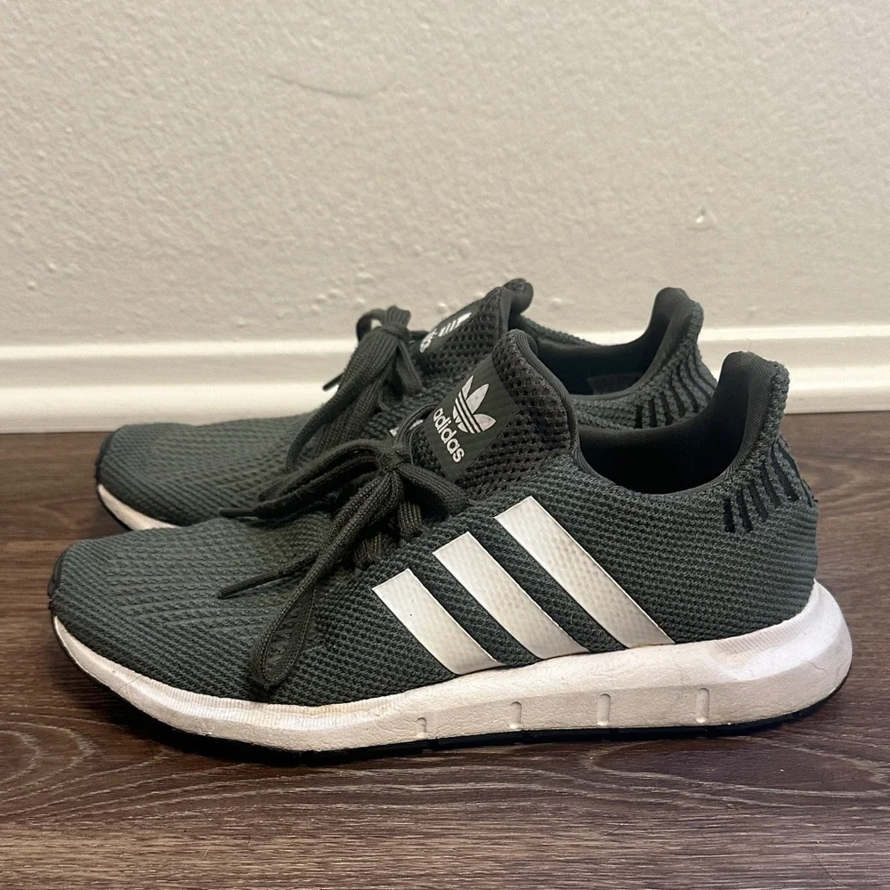 Adidas Shoes - Picture 2 of 4